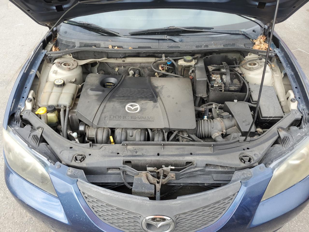 JM1BK12F251238654 2005 Mazda 3 I