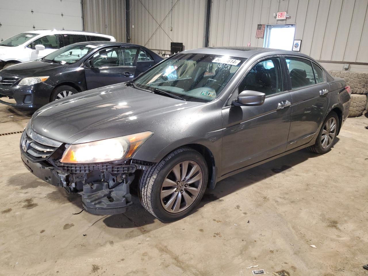 1HGCP3F80BA020321 2011 Honda Accord Exl