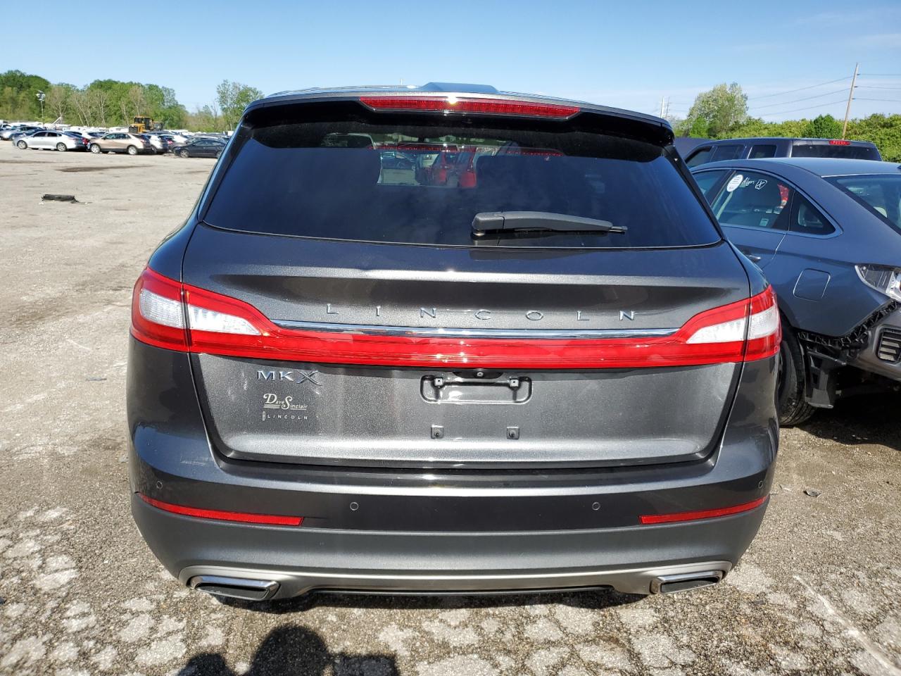 2LMPJ6JR0HBL37631 2017 Lincoln Mkx Premiere