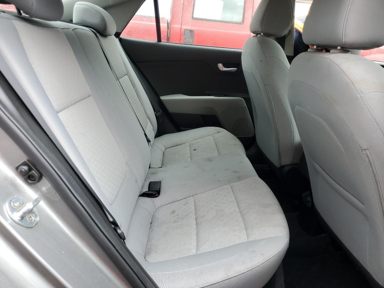 3KPA24AD5ME427596 2021 Kia Rio Lx