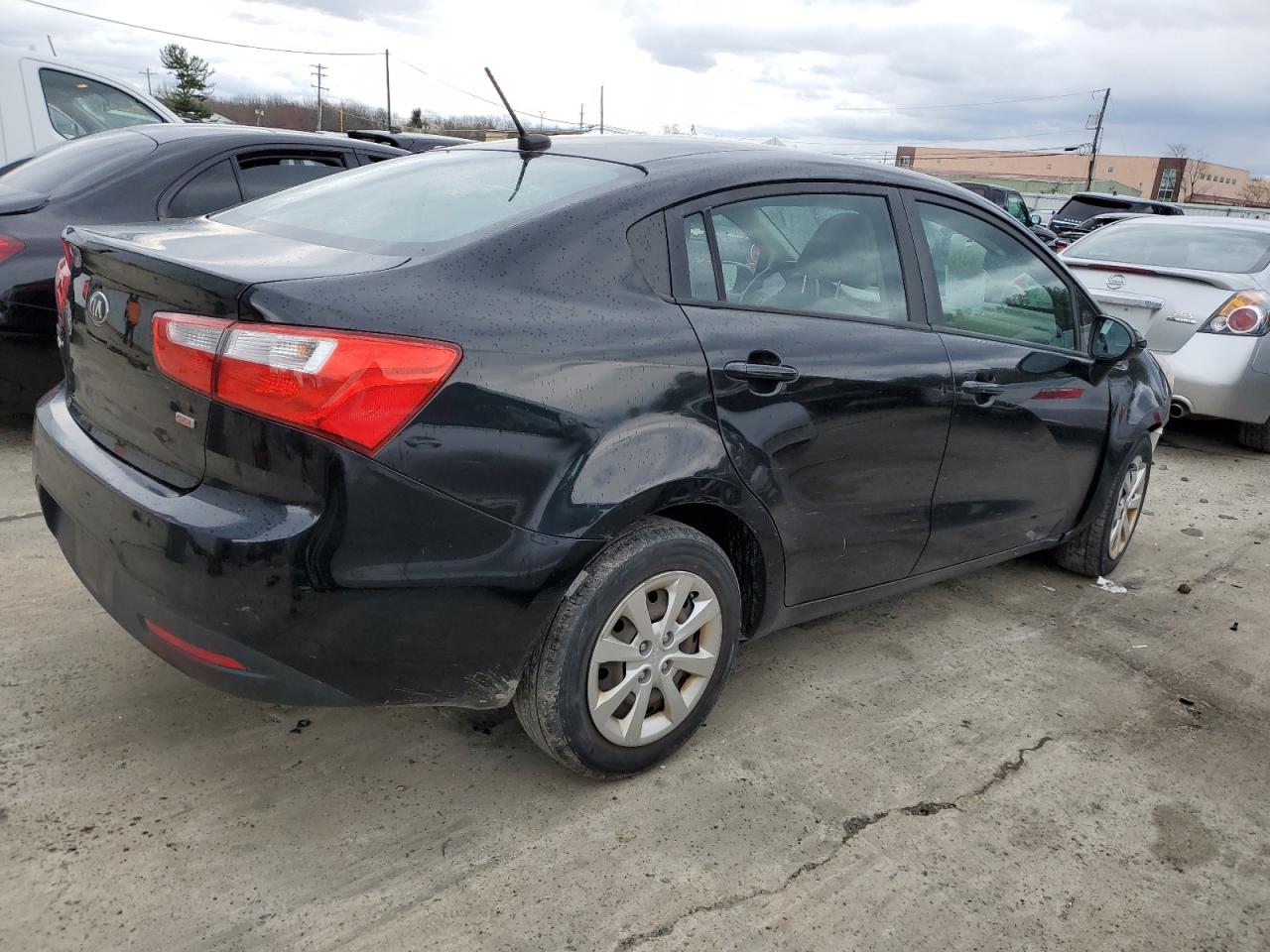 KNADM4A3XF6446486 2015 Kia Rio Lx