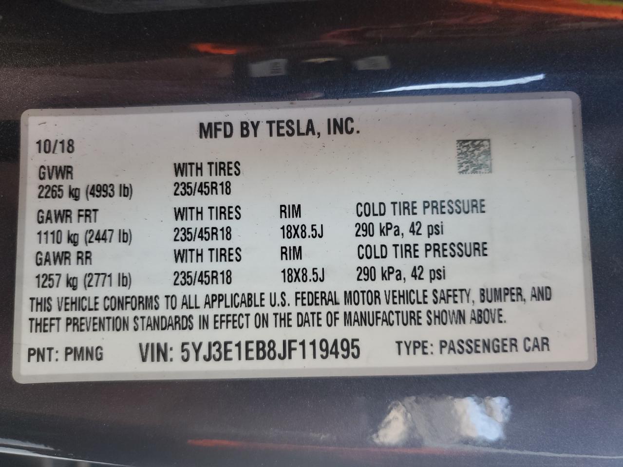 5YJ3E1EB8JF119495 2018 Tesla Model 3