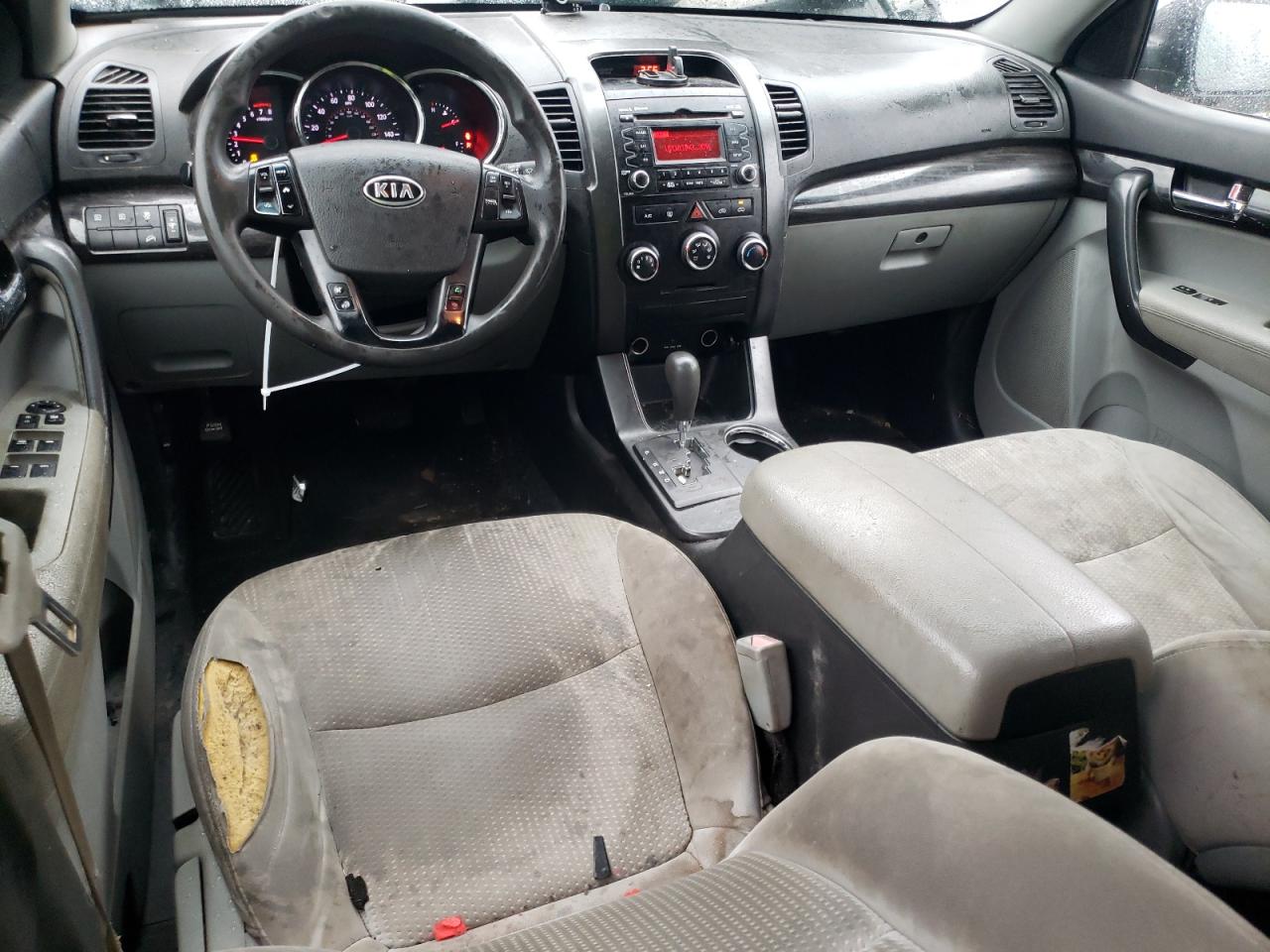 5XYKT4A13CG283975 2012 Kia Sorento Base