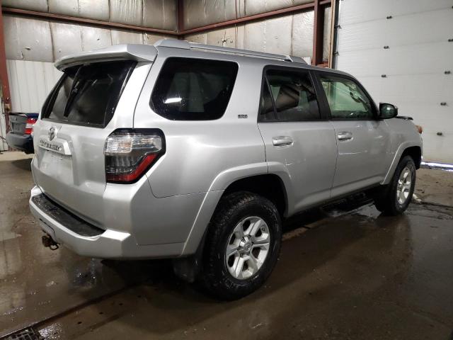 Lot #2461577337 2016 TOYOTA 4RUNNER SR salvage car