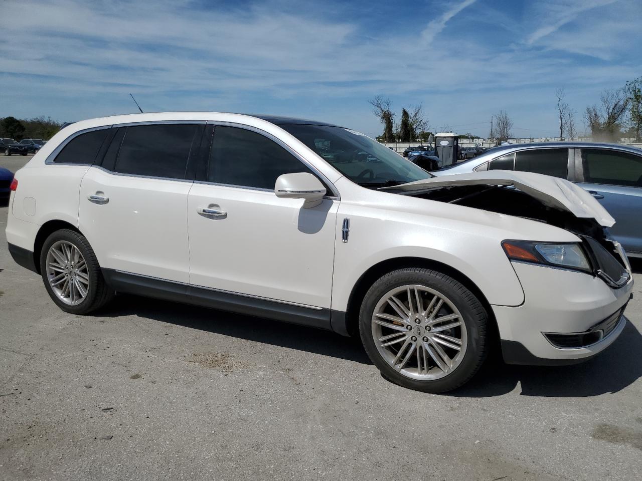 2LMHJ5AT7GBL02691 2016 Lincoln Mkt