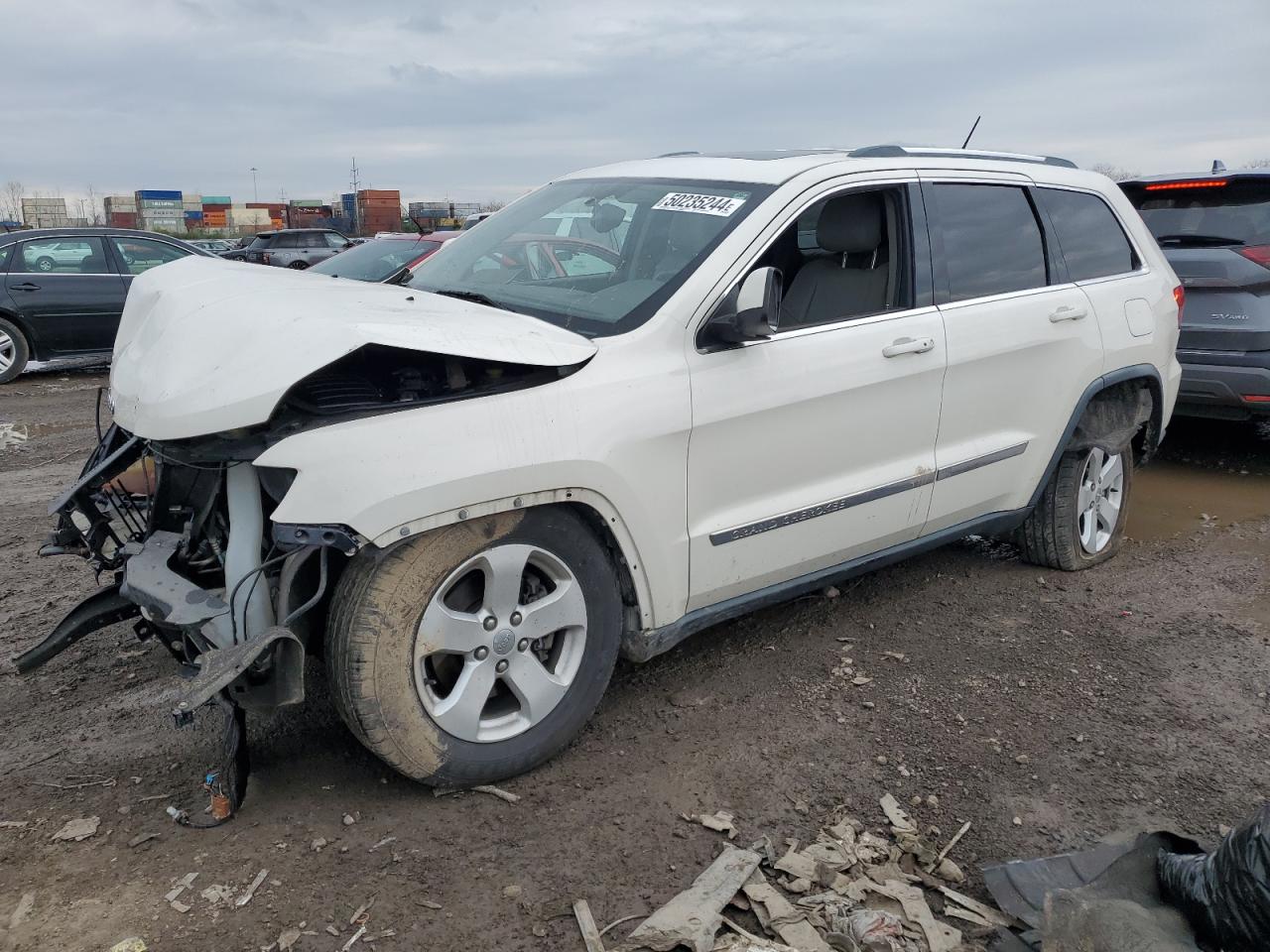 1J4RR4GG4BC680214 2011 Jeep Grand Cherokee Laredo