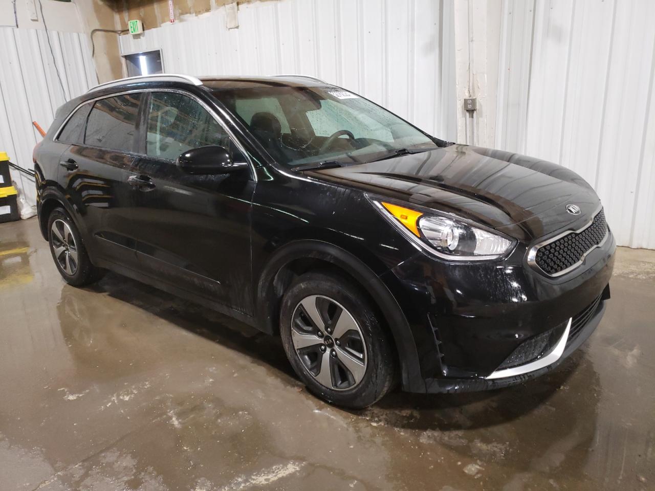 KNDCB3LC4H5072039 2017 Kia Niro Fe