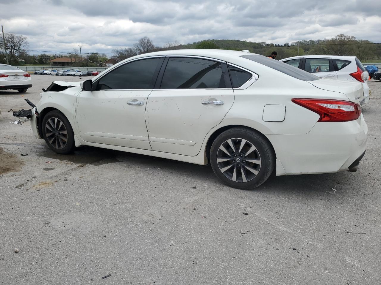 1N4AL3APXGC233410 2016 Nissan Altima 2.5