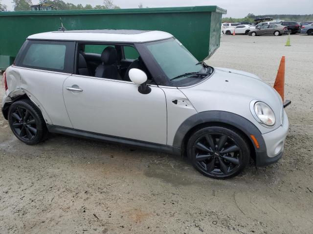 2011 Mini Cooper VIN: WMWSU3C5XBT253167 Lot: 52693894