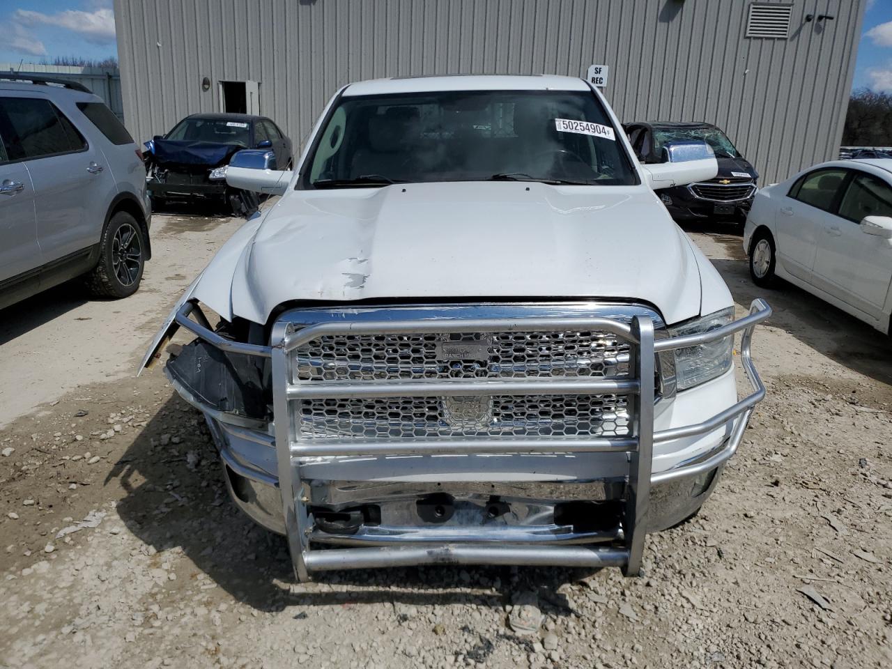 2013 Ram 1500 Laramie vin: 1C6RR7JT9DS553908