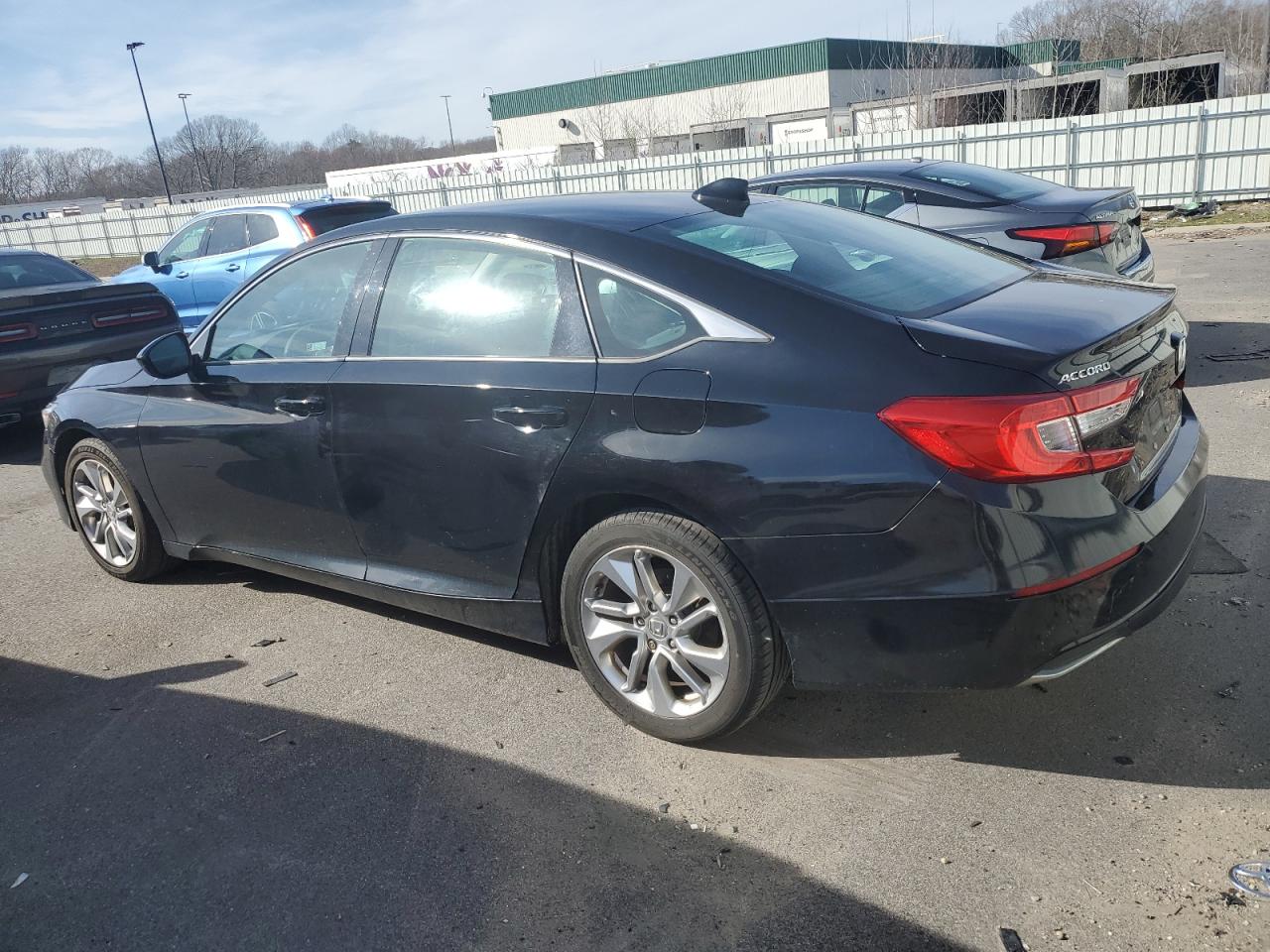 1HGCV1F19JA122051 2018 Honda Accord Lx