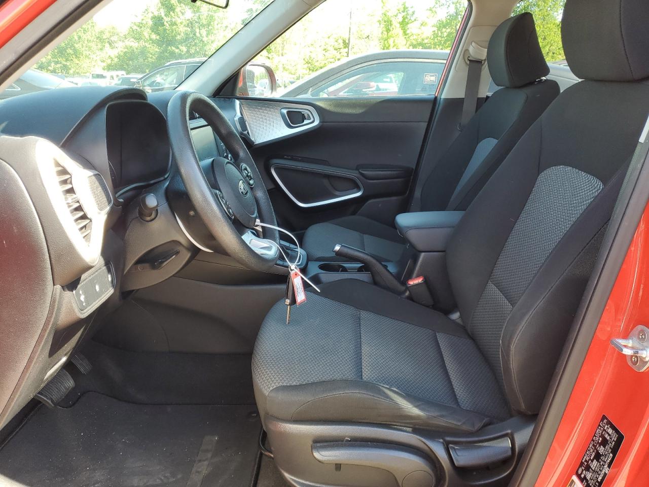 KNDJ23AU2M7744228 2021 Kia Soul Lx