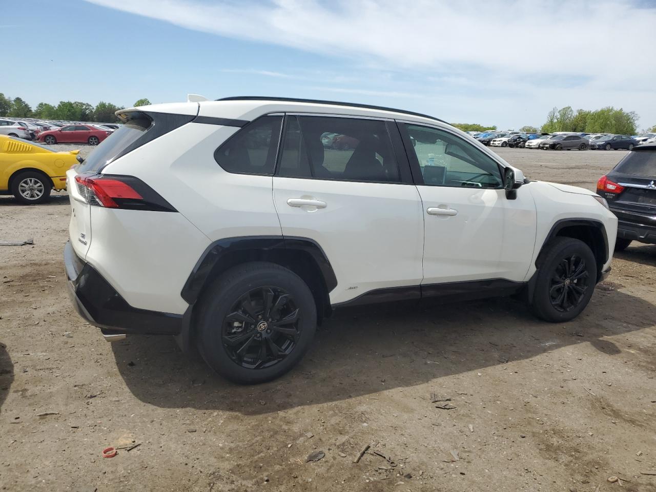 4T3T6RFVXNU099433 2022 Toyota Rav4 Se