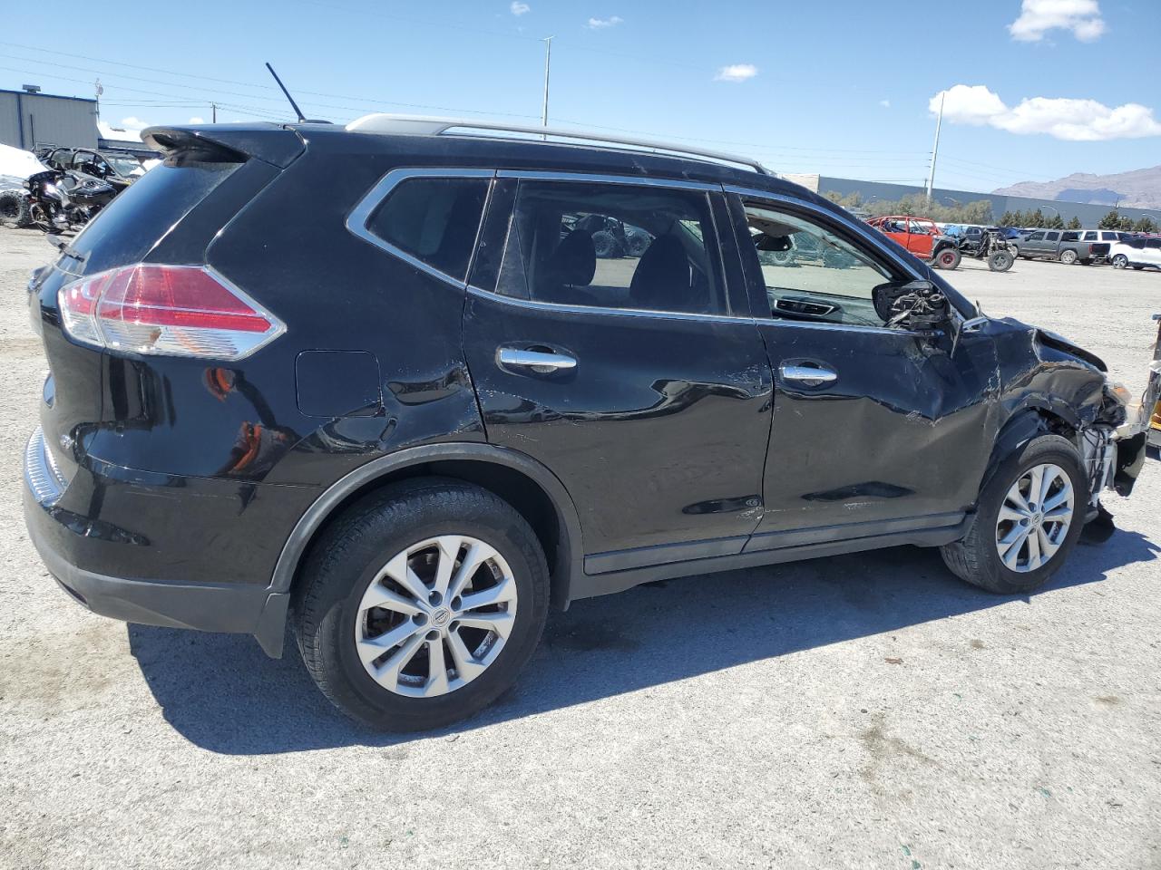 2015 Nissan Rogue S vin: 5N1AT2MT6FC802616