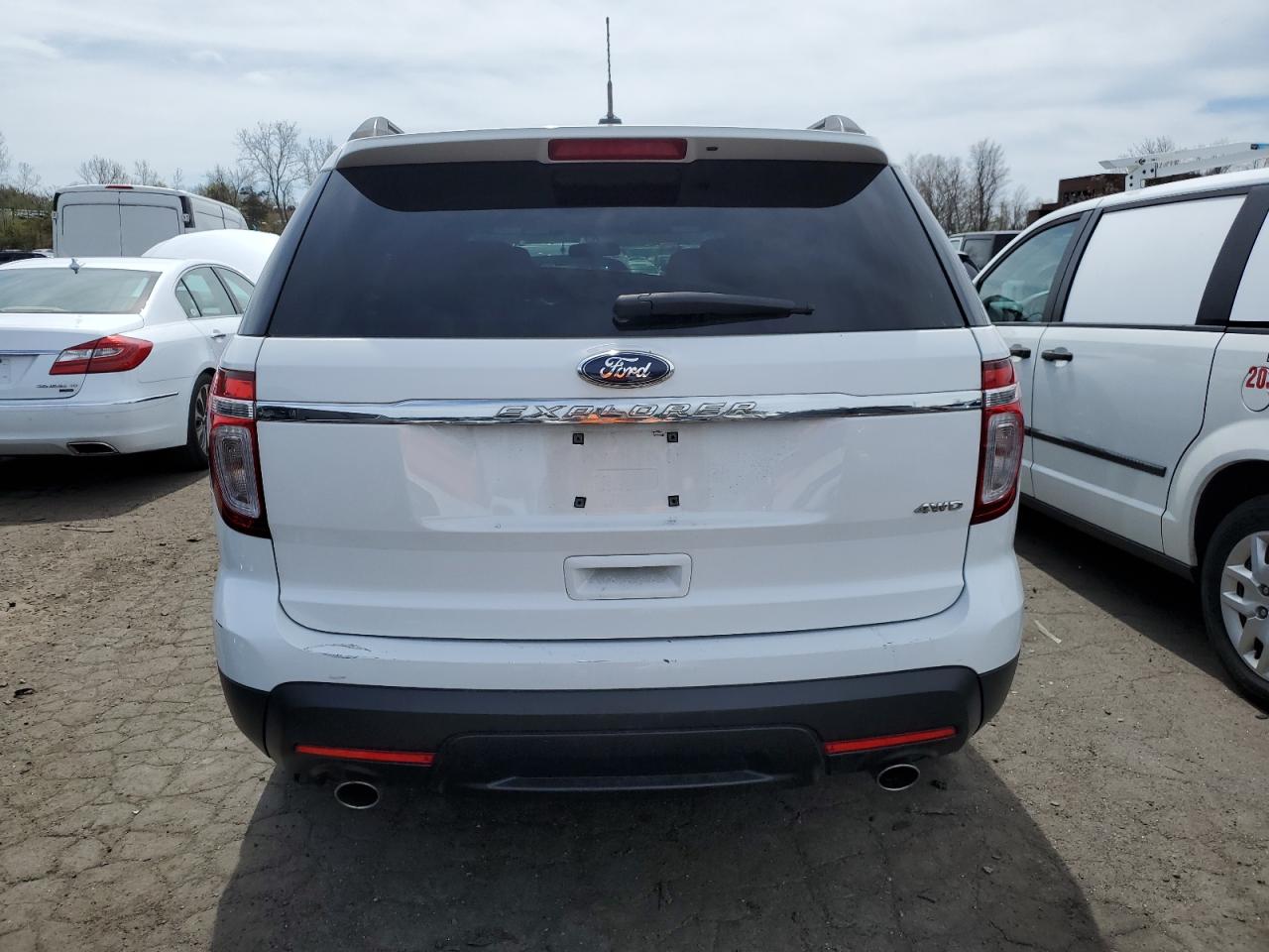 1FM5K8B84DGA14672 2013 Ford Explorer