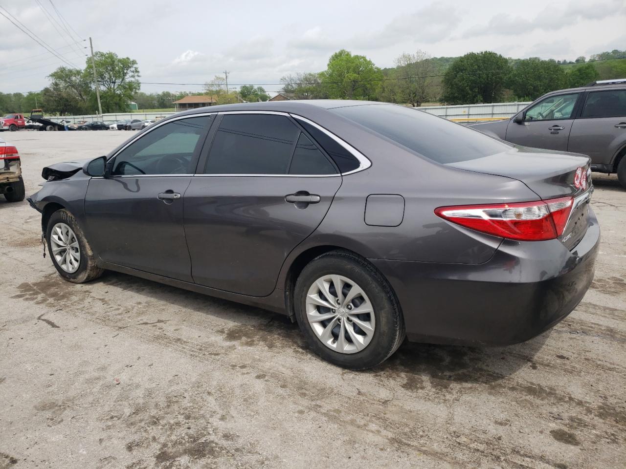 4T4BF1FK3FR482262 2015 Toyota Camry Le