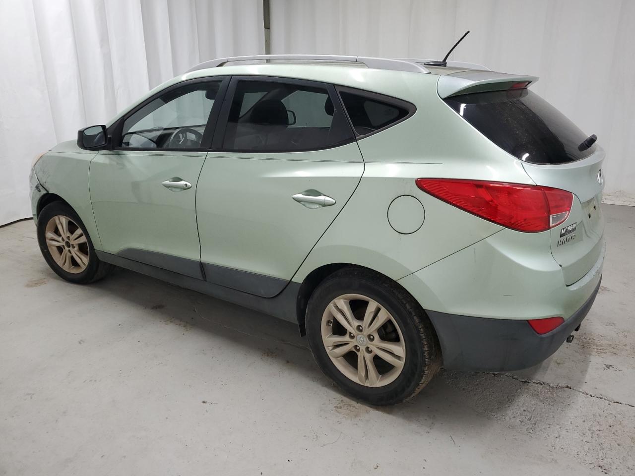 KM8JU3AC5BU303978 2011 Hyundai Tucson Gls