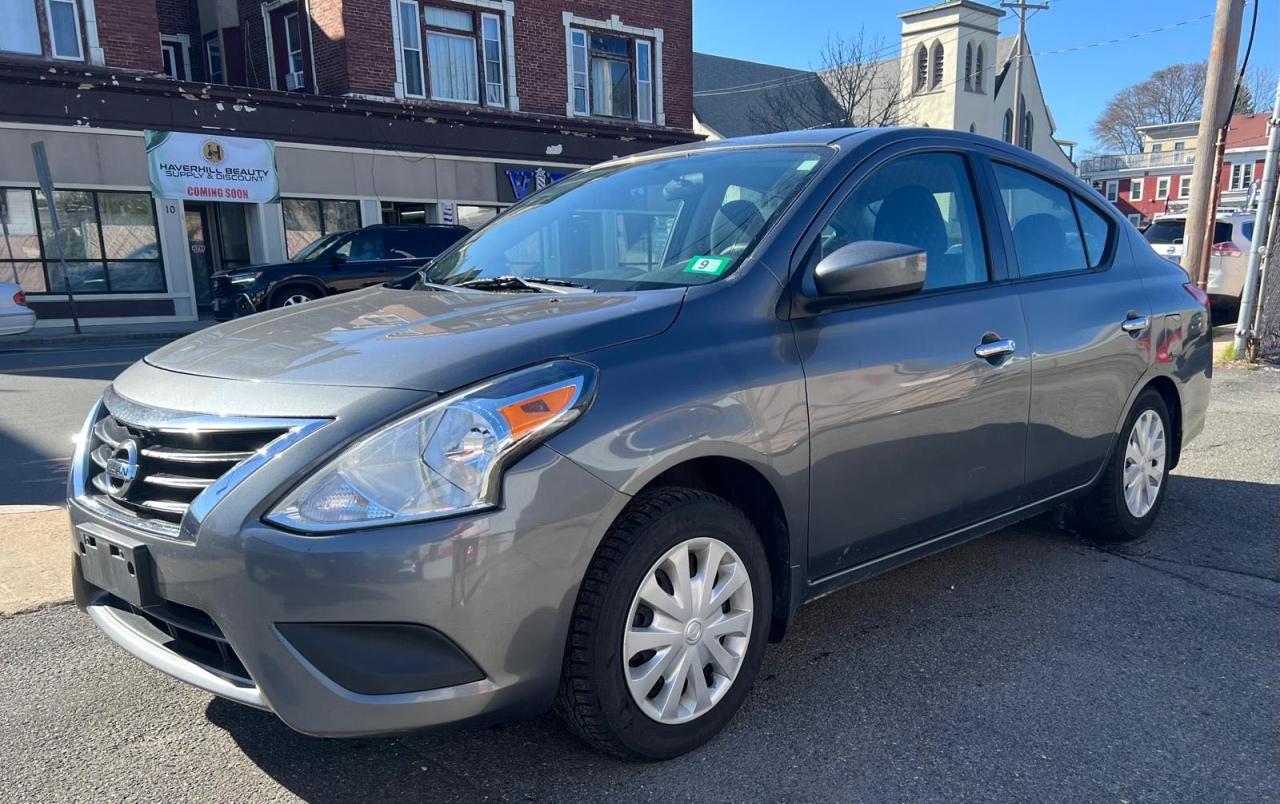 3N1CN7APXKL828942 2019 Nissan Versa S