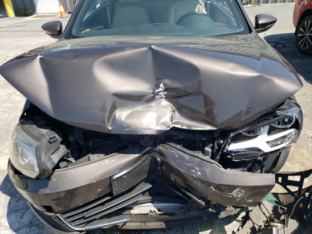 WVWBW8AH1DV002567 2013 Volkswagen Eos Komfort