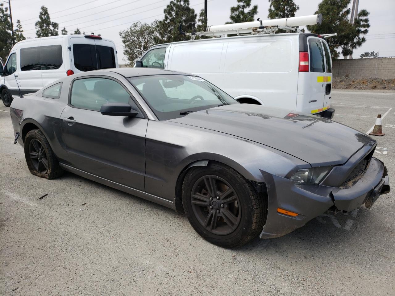 1ZVBP8AM8D5269664 2013 Ford Mustang