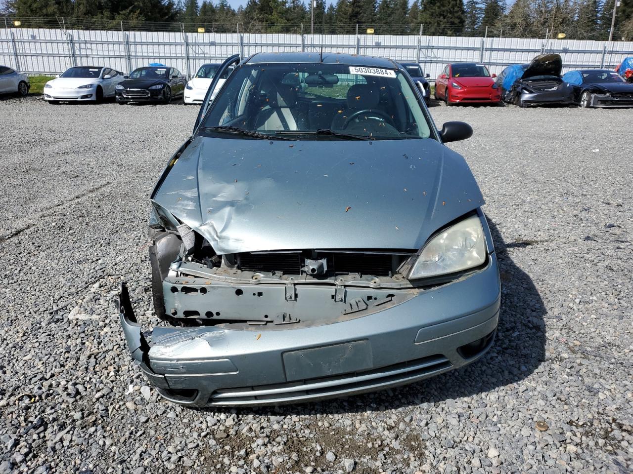 3FAFP37N75R102353 2005 Ford Focus Zx5