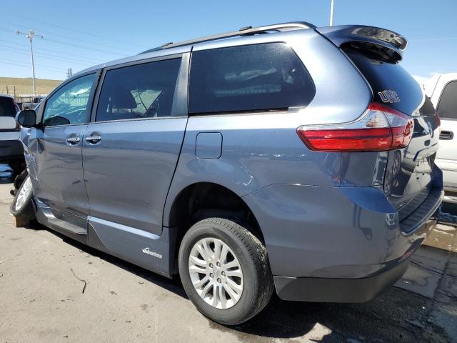 2017 Toyota Sienna - Image 2