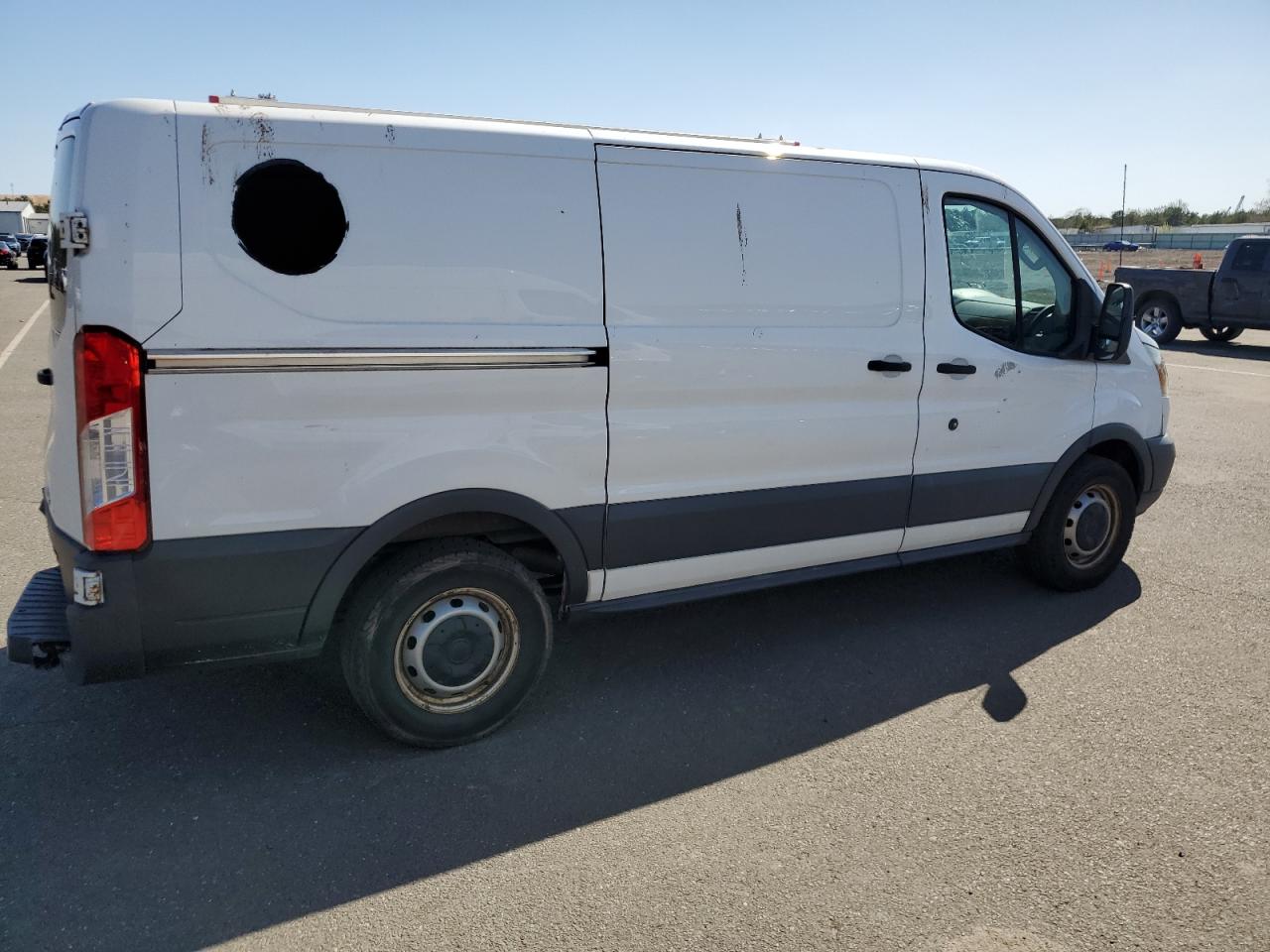 1FTYE1YM8HKA04041 2017 Ford Transit T-150