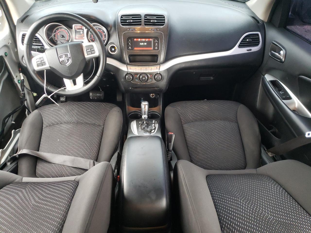 3C4PDCAB8JT534128 2018 Dodge Journey Se