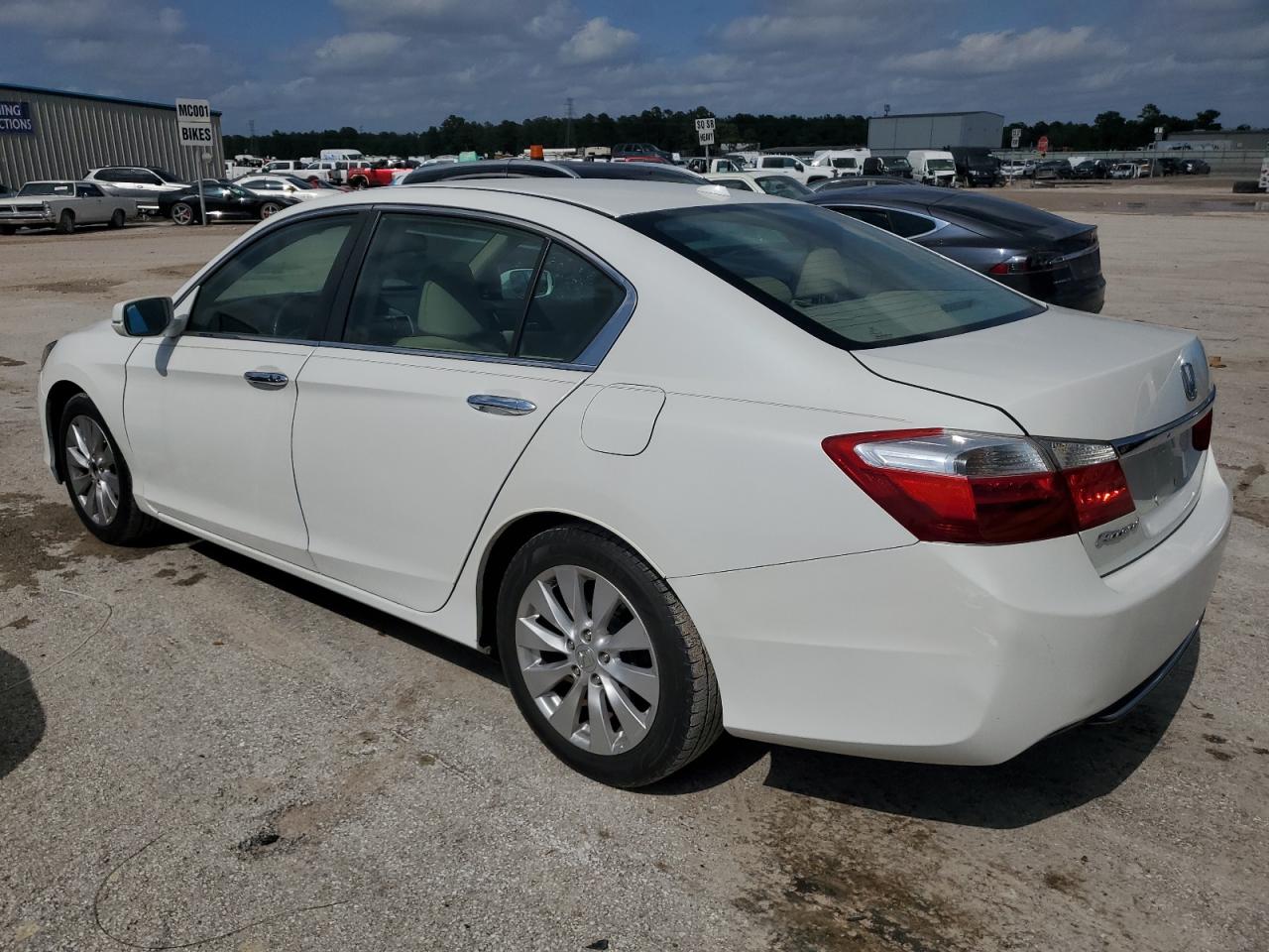 2015 Honda Accord Exl vin: 1HGCR2F84FA052442