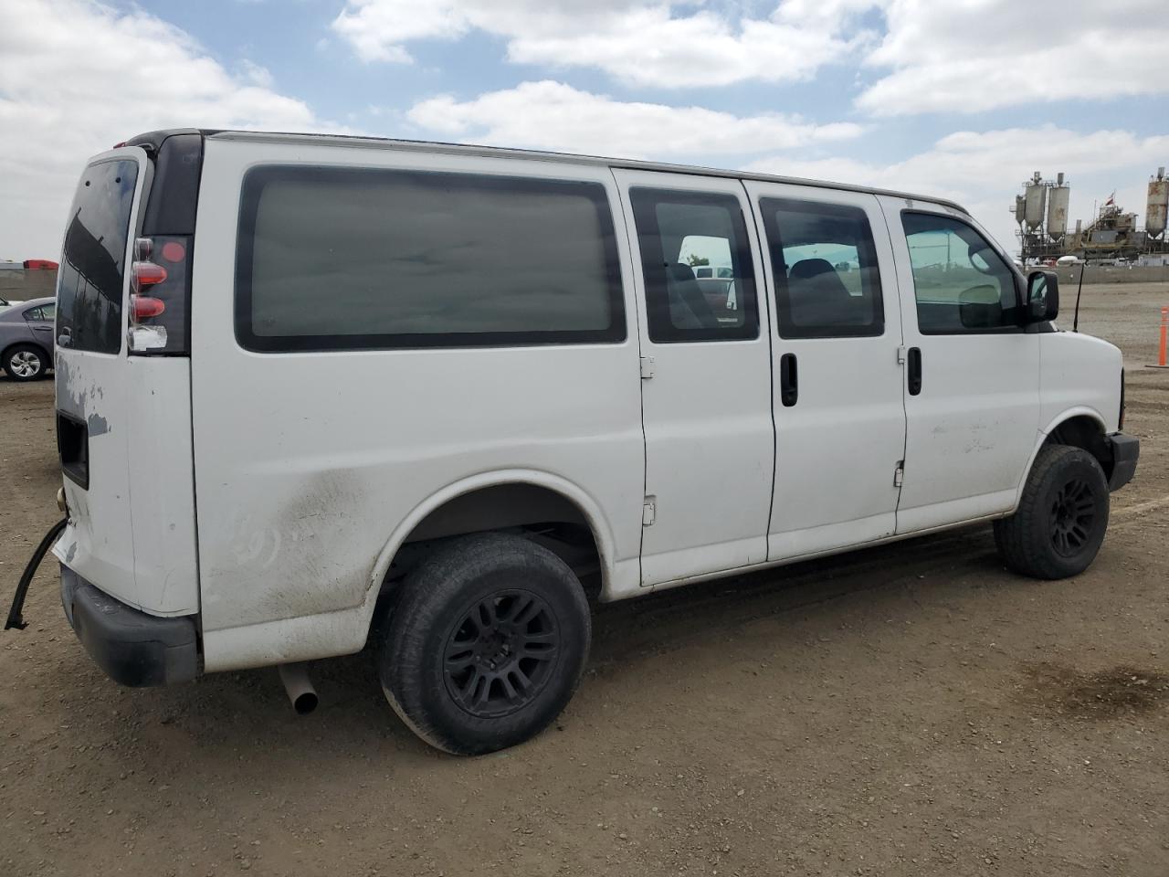 1GNFG15X451155225 2005 Chevrolet Express G1500