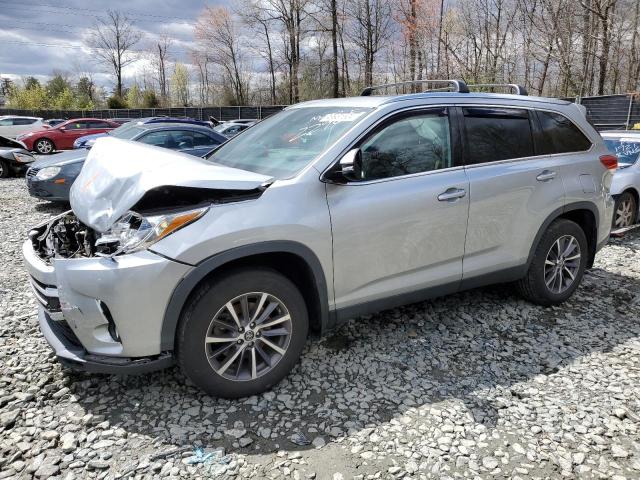 VIN 5TDJZRFH2KS572294 2019 Toyota Highlander, SE no.1