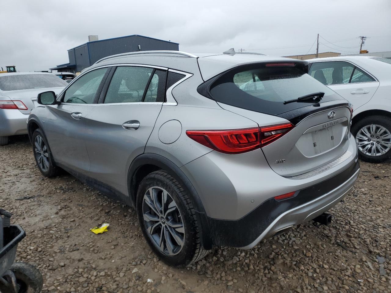 SJKCH5CRXJA056114 2018 Infiniti Qx30 Base