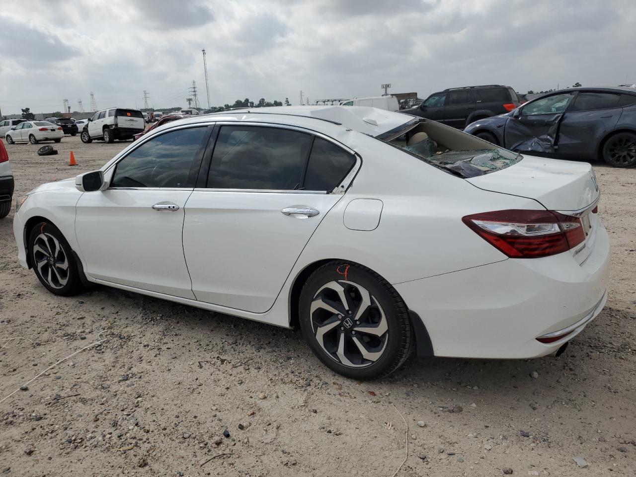 2017 Honda Accord Exl vin: 1HGCR3F82HA001711