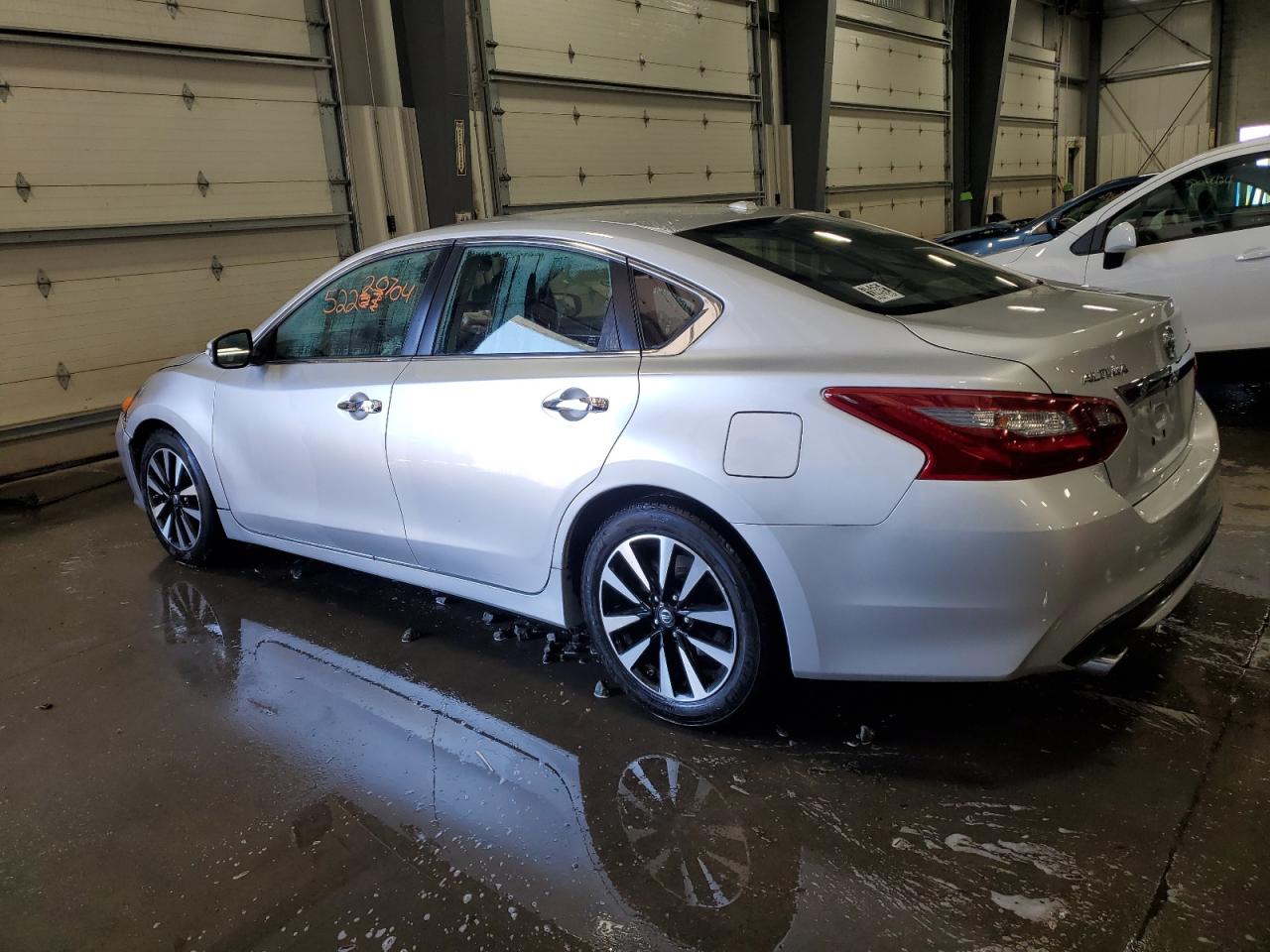 2018 Nissan Altima 2.5 vin: 1N4AL3AP7JC123051