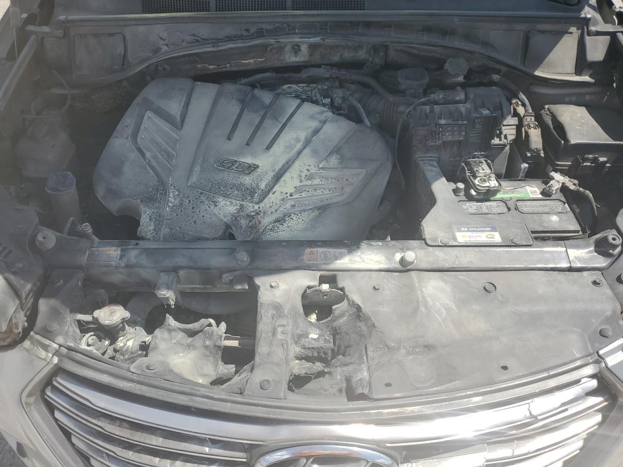 KM8SRDHF3HU212678 2017 Hyundai Santa Fe Se Ultimate