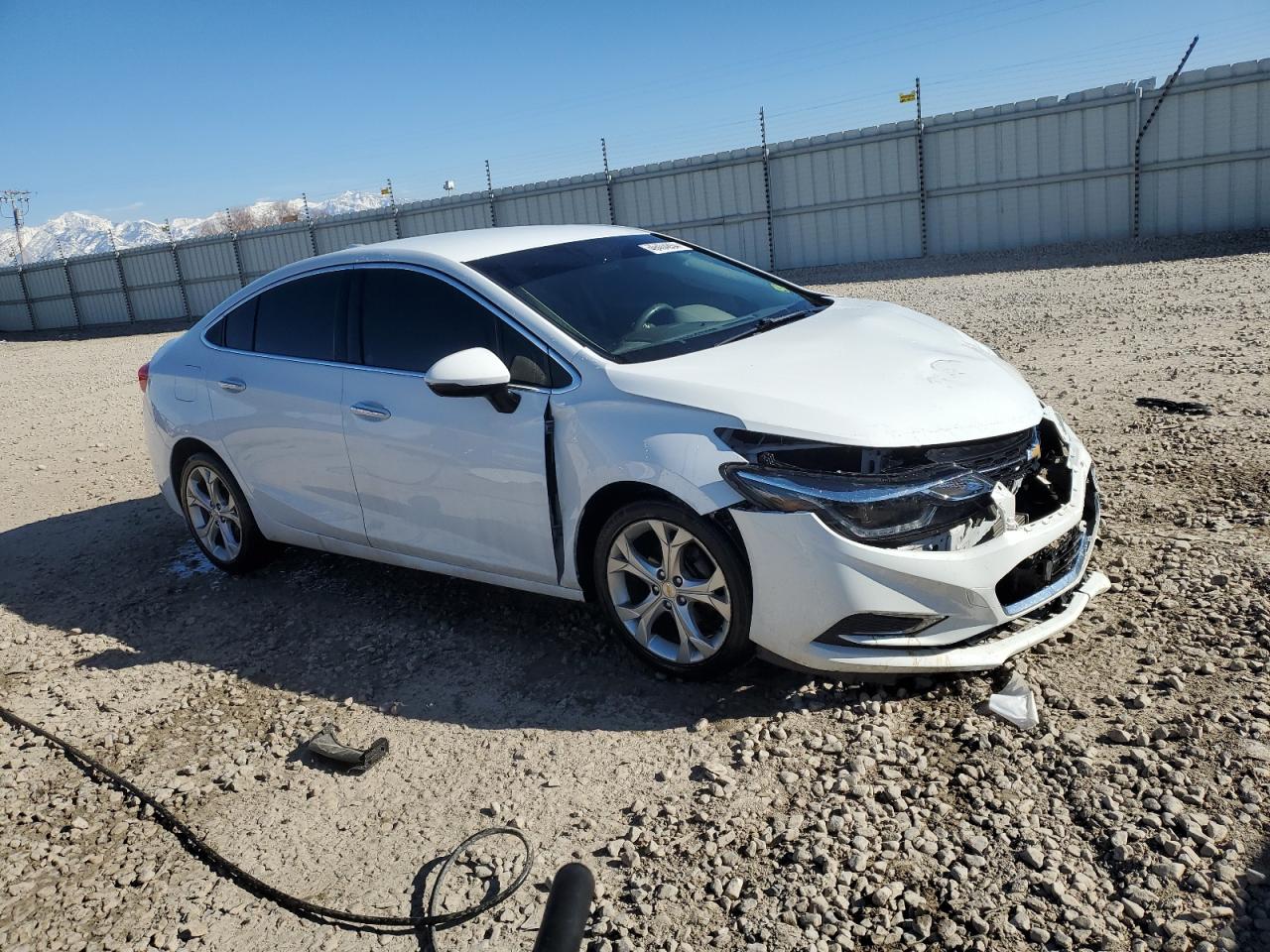 2017 Chevrolet Cruze Premier vin: 1G1BF5SM1H7169122