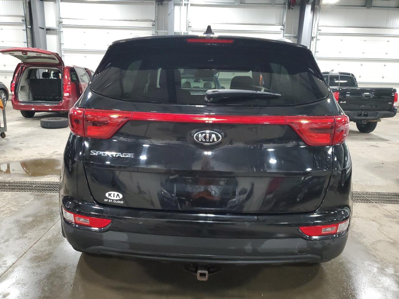 KNDPMCAC3J7463899 2018 Kia Sportage Lx