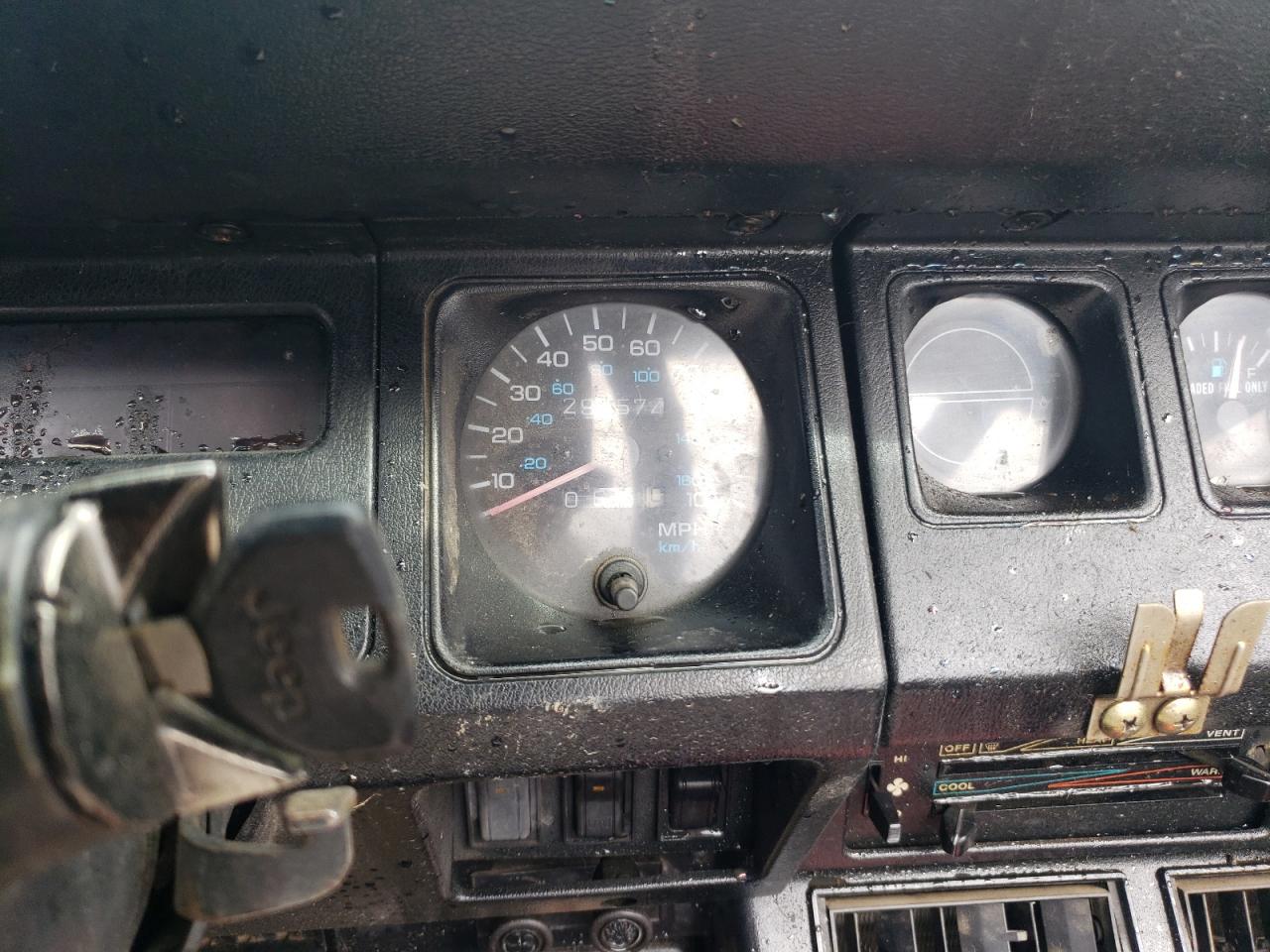 2J4FY69S4NJ538555 1992 Jeep Wrangler / Yj Renegade