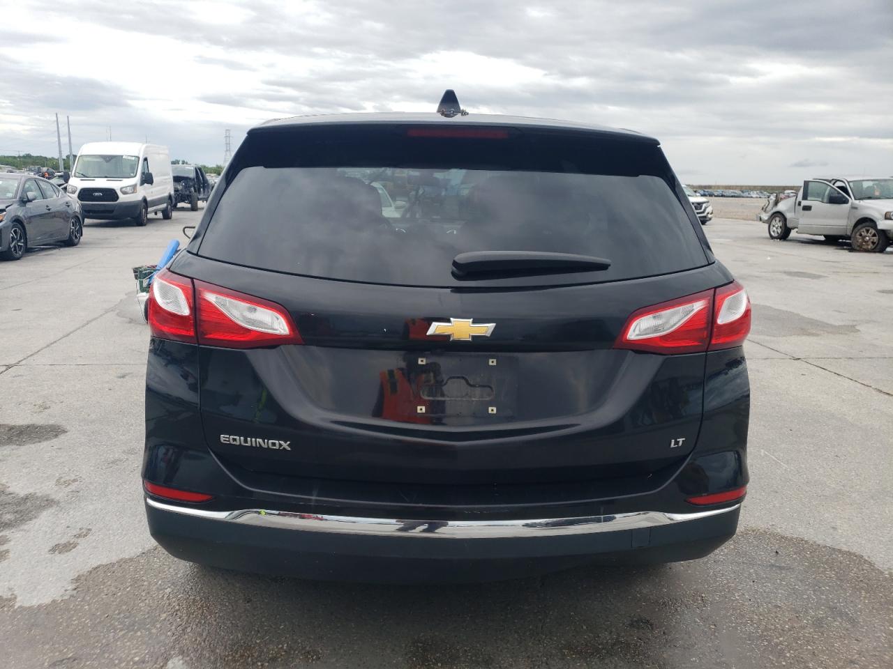 2GNAXJEV8J6200408 2018 Chevrolet Equinox Lt