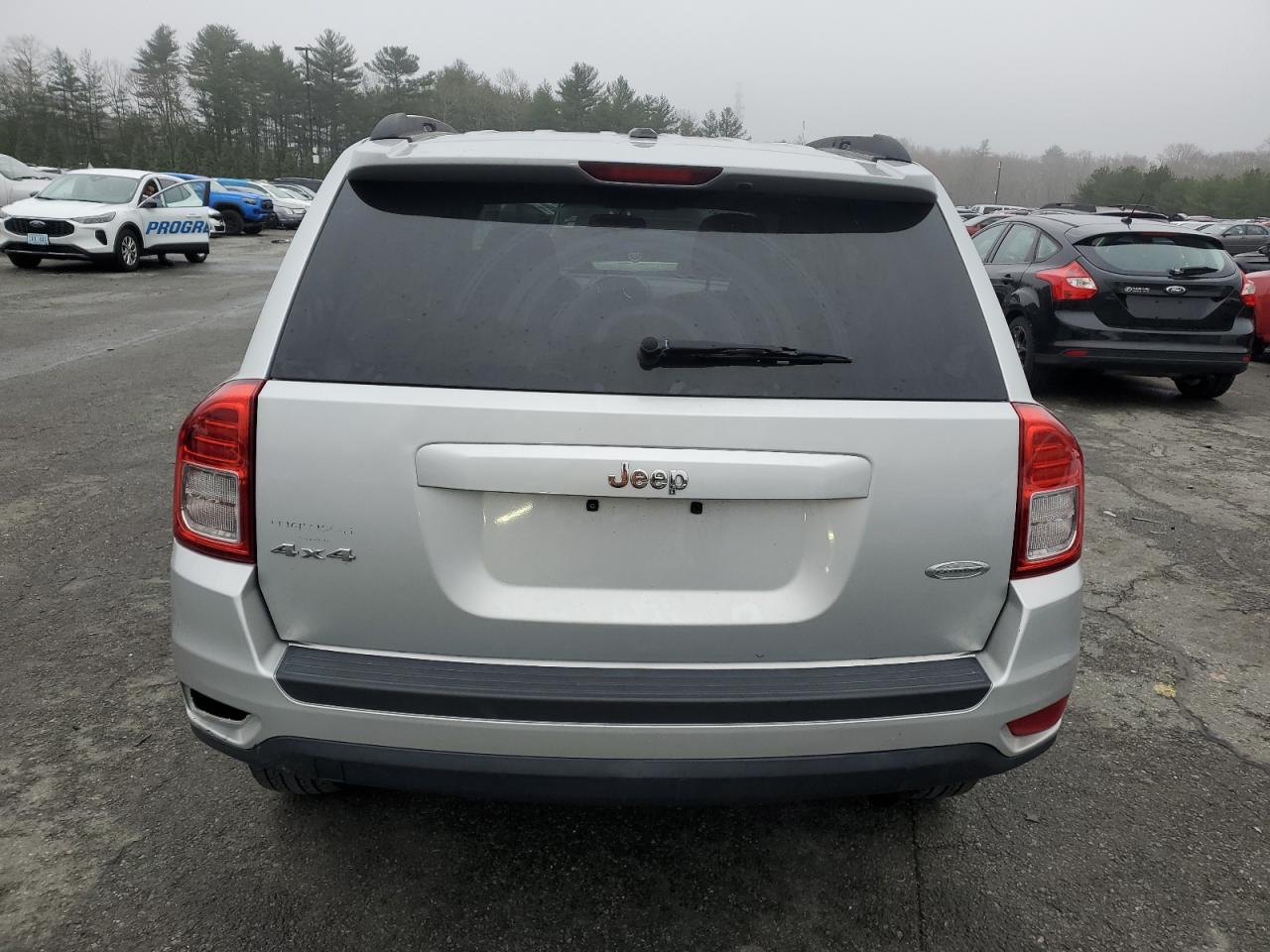 1C4NJDEB6CD604086 2012 Jeep Compass Latitude