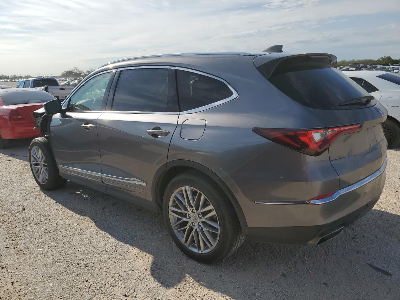 5J8YE1H82NL025526 2022 Acura Mdx Advance