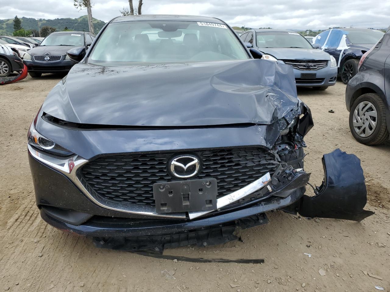 2019 Mazda 3 vin: 3MZBPABL8KM113077