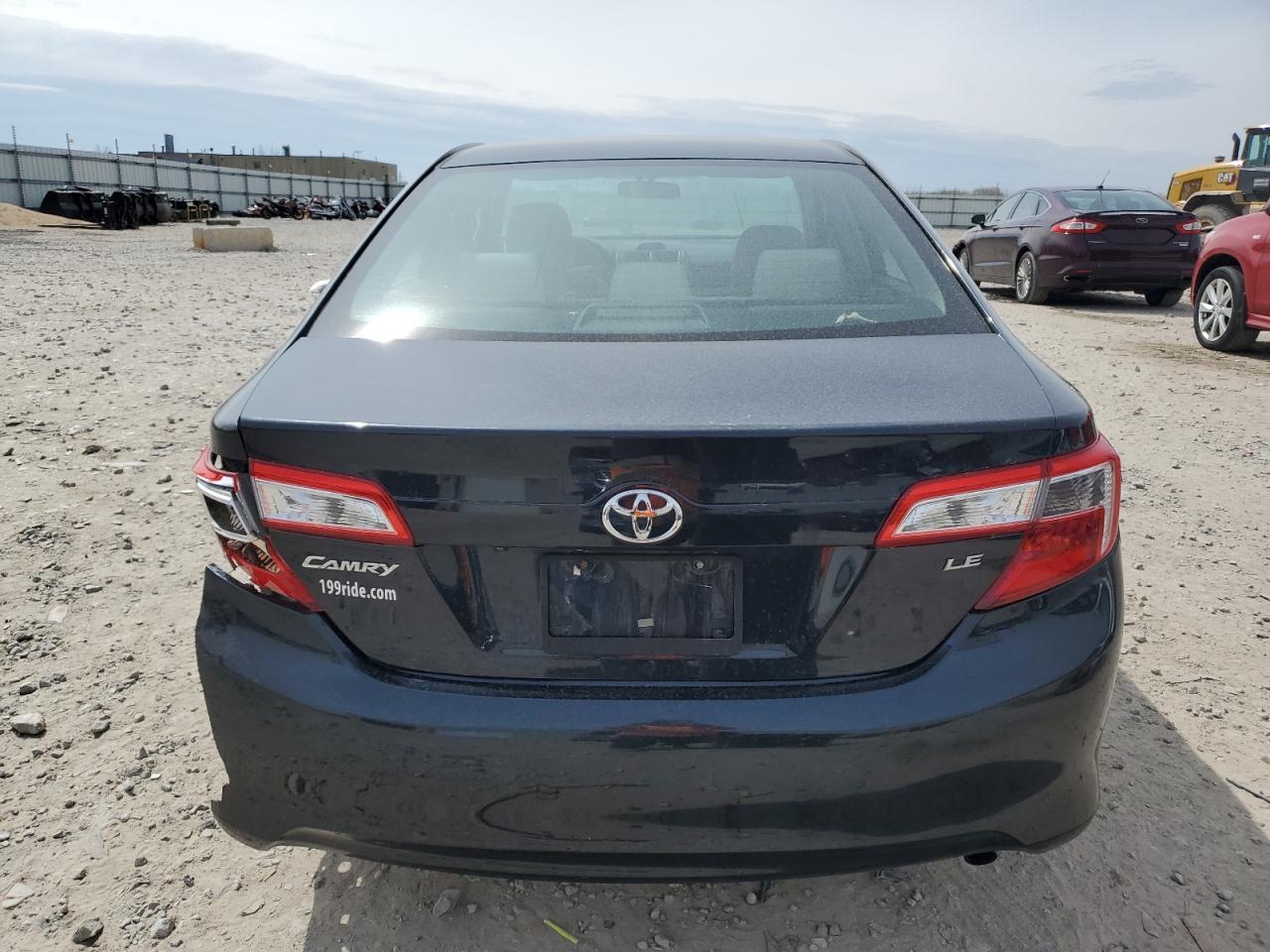 4T4BF1FK1ER439392 2014 Toyota Camry L