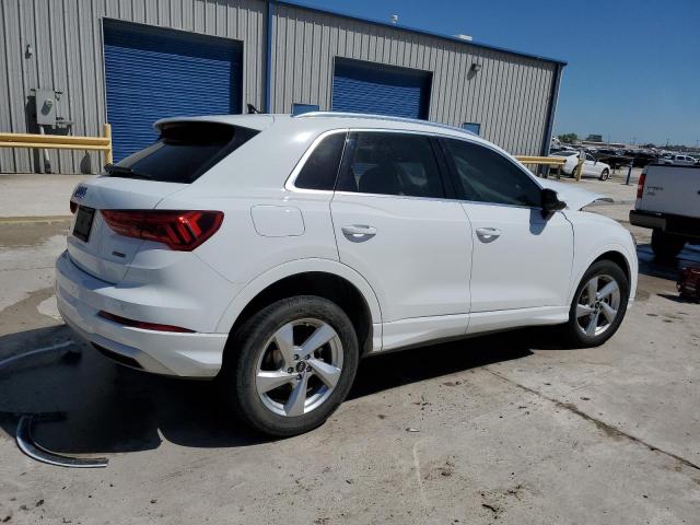 WA1AUCF32M1111073 Audi Q3 PREMIUM 3