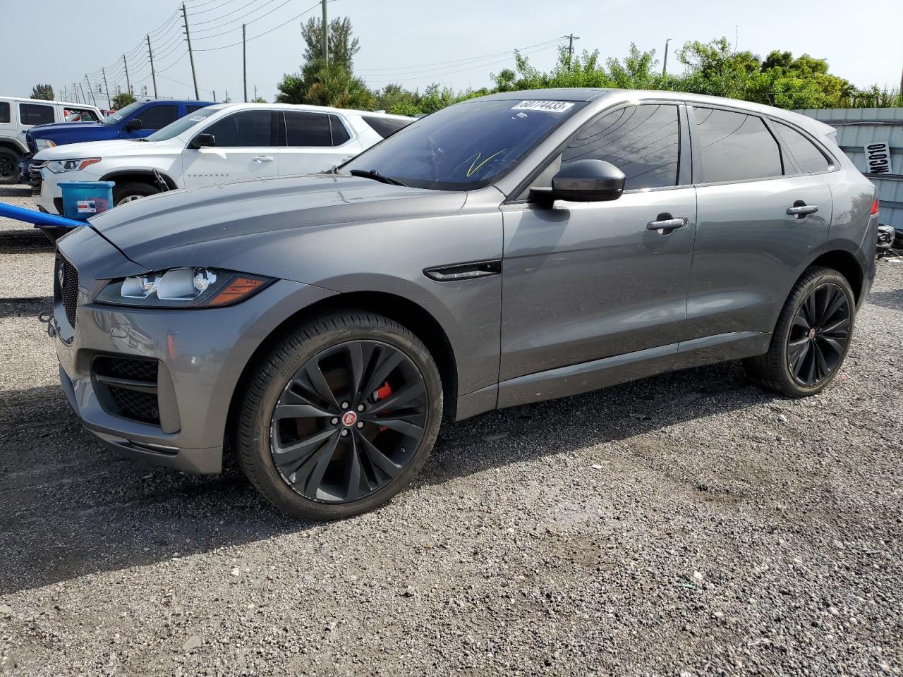 2017 Jaguar F-Pace Premium vin: SADCJ2BV2HA880062