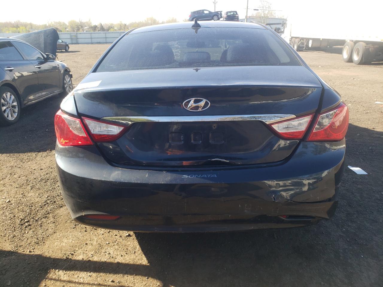 5NPEB4AC8CH486211 2012 Hyundai Sonata Gls