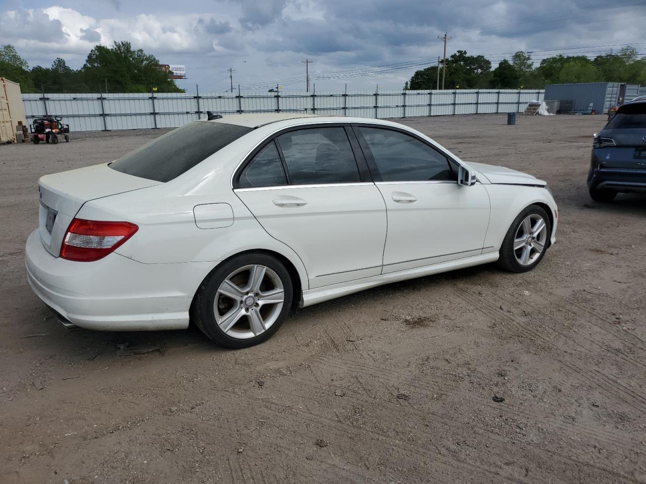 WDDGF5EB7AR126413 2010 Mercedes-Benz C 300