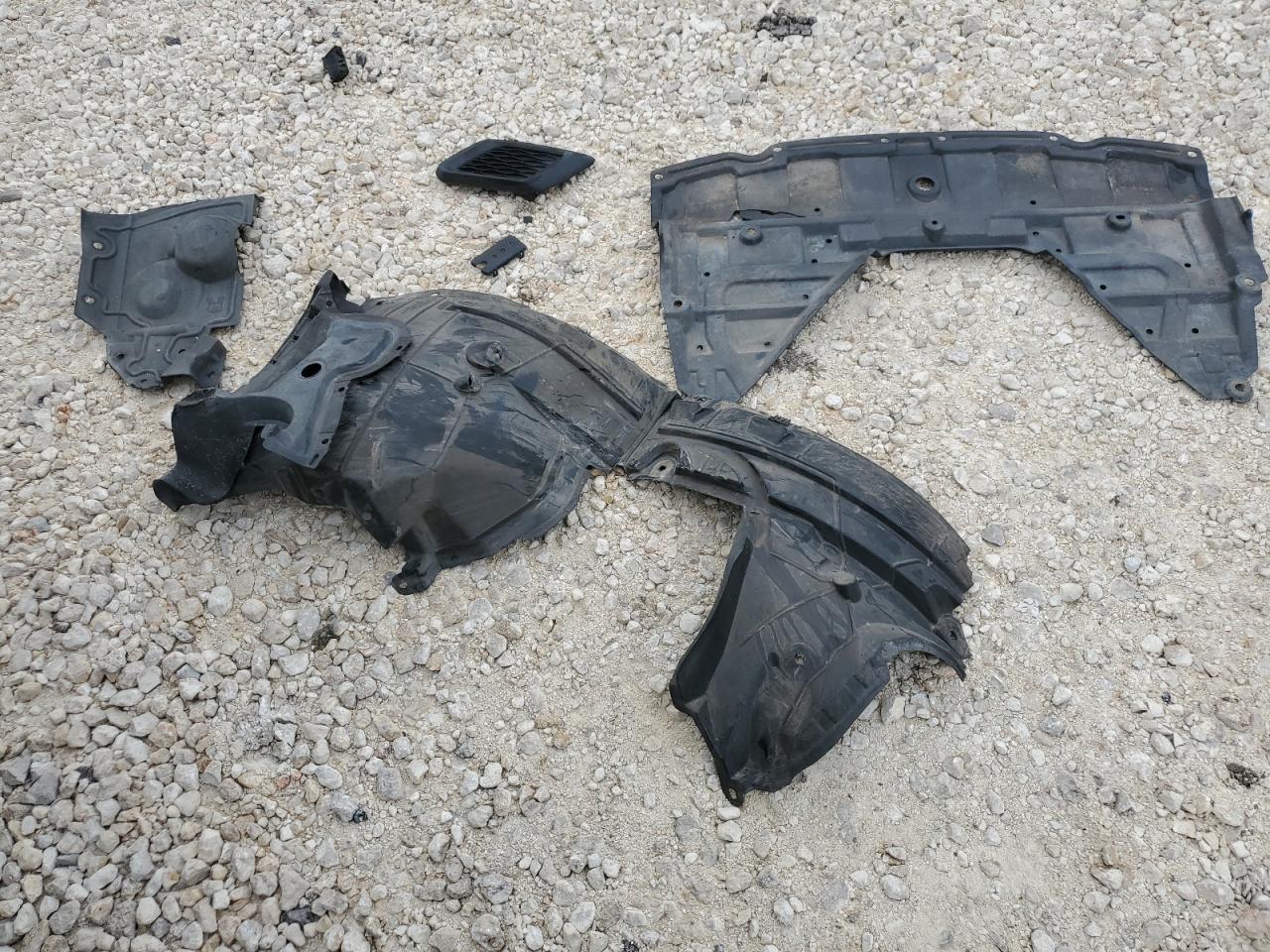 5N1AT2MT9EC773921 2014 Nissan Rogue S