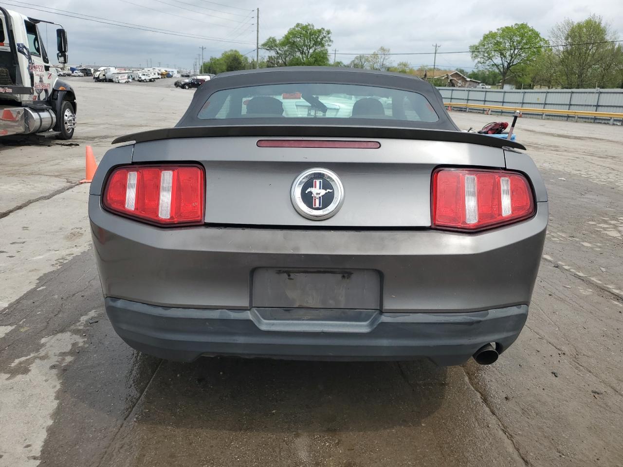 1ZVBP8EN7A5158764 2010 Ford Mustang