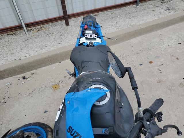 2024 SUZUKI GSX800 R - JS1EM11BXR7100069